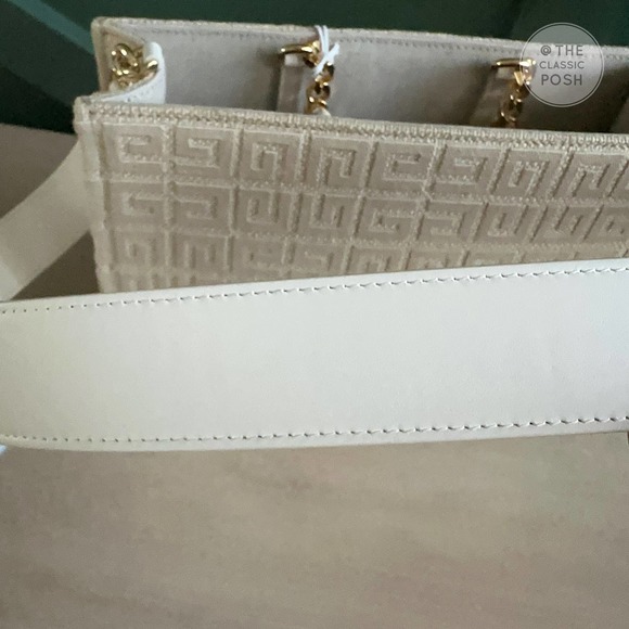 ❌SOLD❌ NEW Givenchy G Tote Small Jute Shopping Bag Cream Tote - Picture 5 of 8